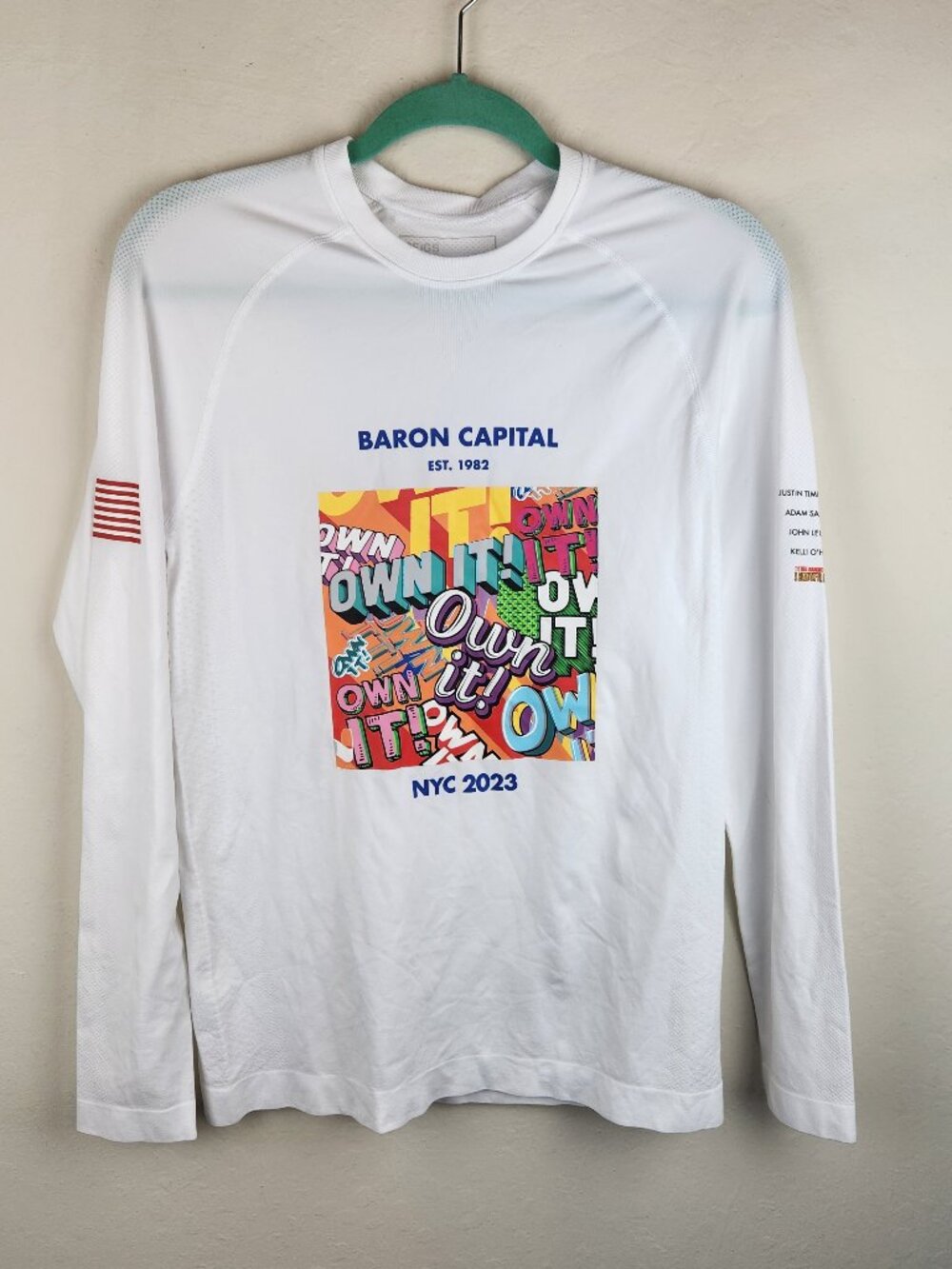 FIGS Seamless Underscrub Long Sleeve Shirt Baron Funds Capital 2023 NYC sz S